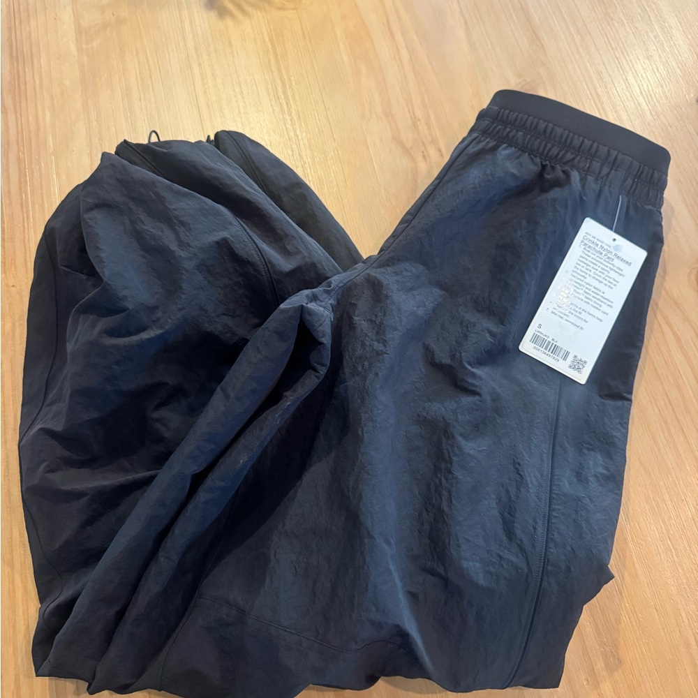 Lululemon Crinkle Nylon Parachute Pants
